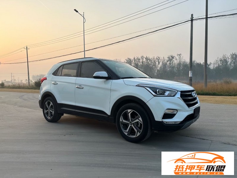  18年現(xiàn)代ix25轎車 