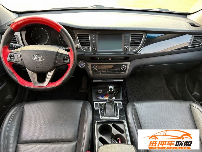  16年現(xiàn)代名圖轎車(chē) 