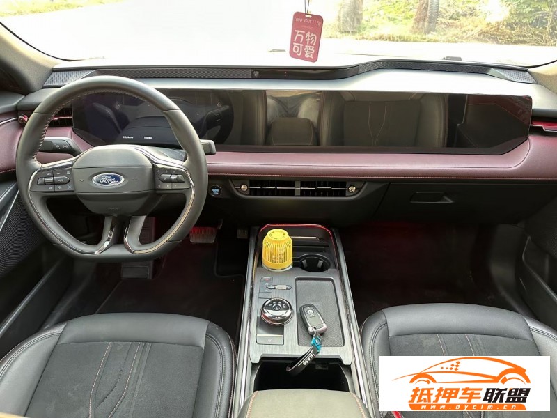 22年福特蒙迪歐轎車 