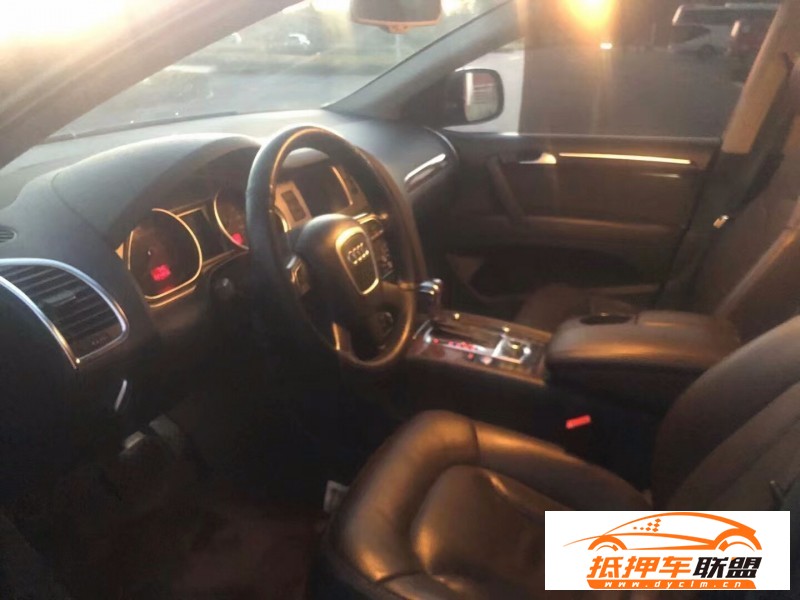  12年奧迪Q7SUV 