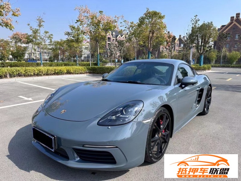  17年保時(shí)捷卡曼轎車 