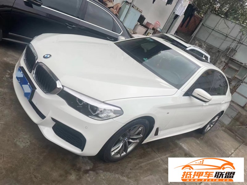  19年寶馬5系轎車 