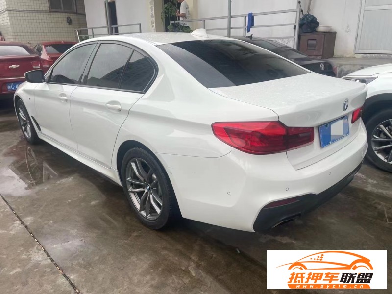  19年寶馬5系轎車 