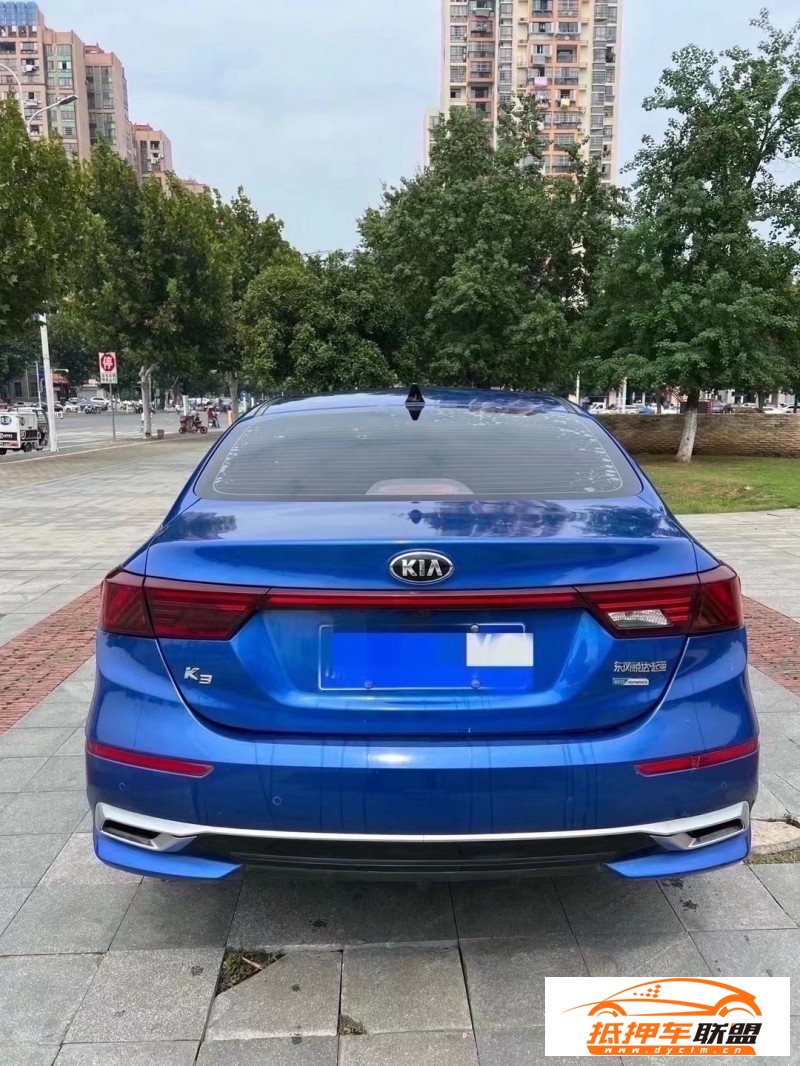 20年起亞K3轎車 