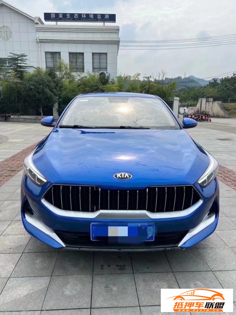  20年起亞K3轎車 