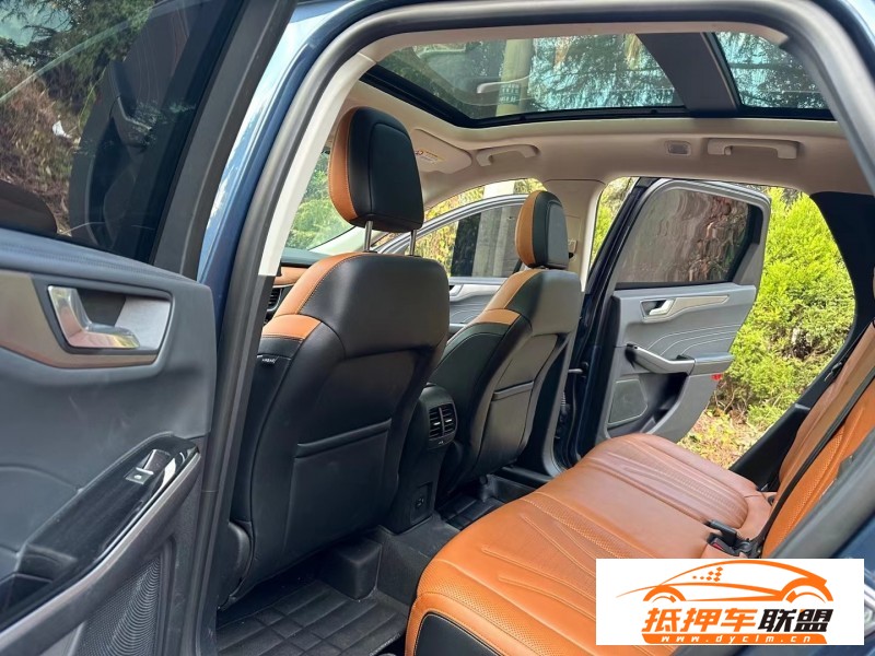  20年福特銳際SUV 