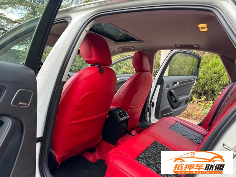  15年奧迪A4L轎車 