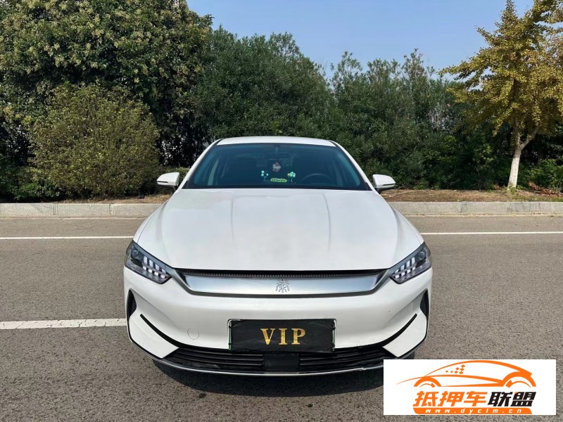  23年比亞迪秦轎車 
