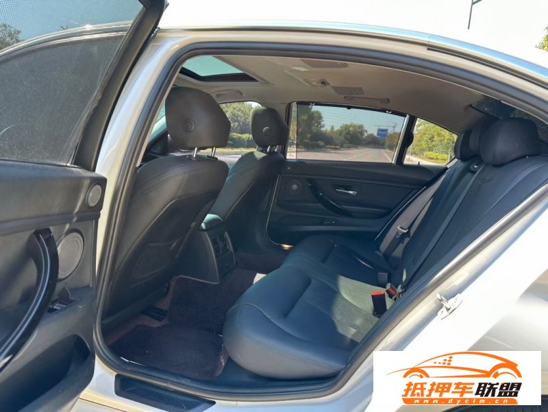  18年寶馬3系轎車 