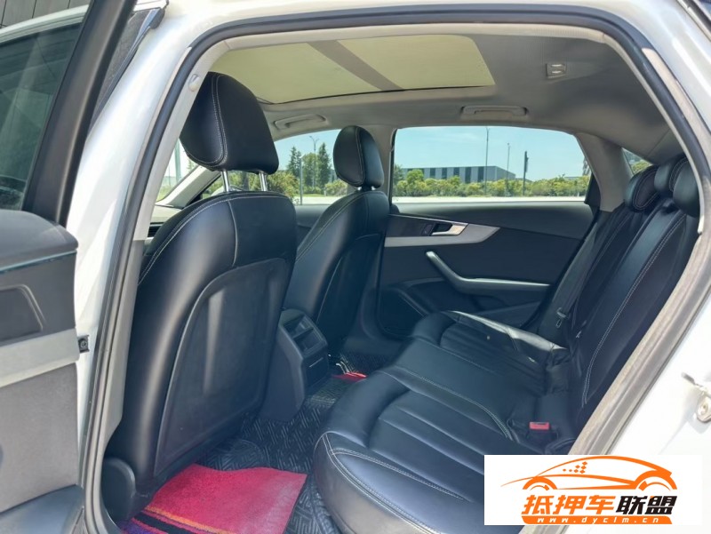  18年奧迪A4L轎車 
