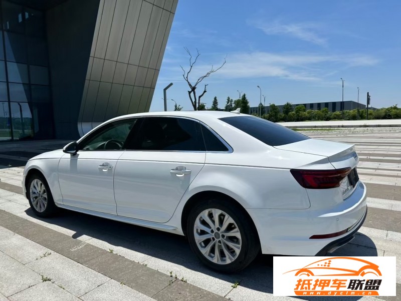  18年奧迪A4L轎車 