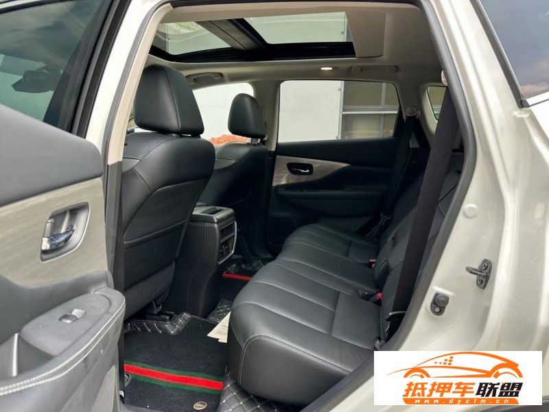  23年日產(chǎn)樓蘭SUV 