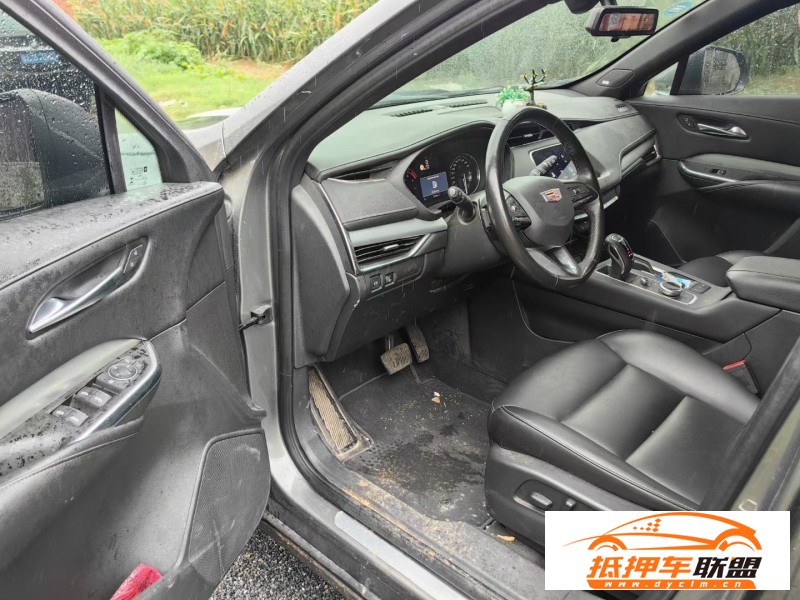  19年凱迪拉克XT4SUV 