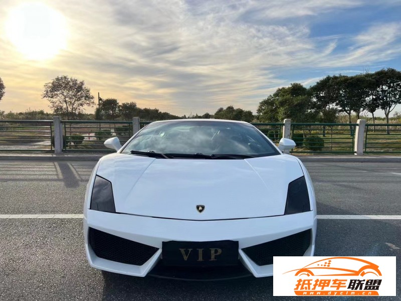  11年蘭博基尼蓋拉多轎車 