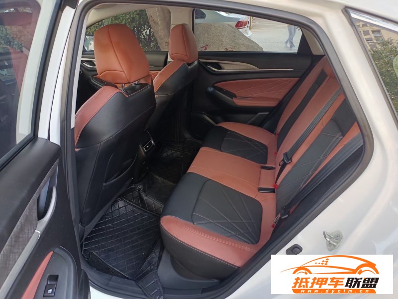  23年長安逸動轎車 