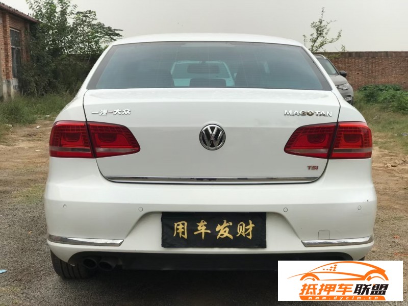  14年大眾邁騰轎車 
