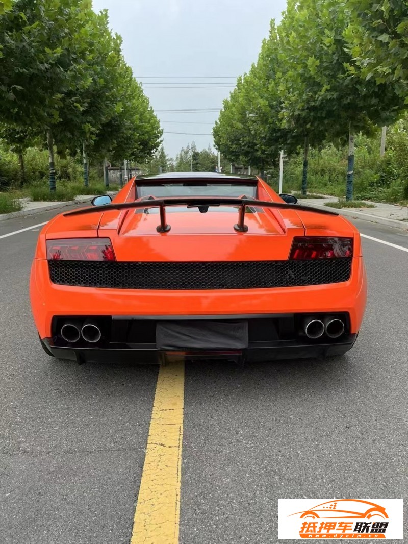  13年蘭博基尼蓋拉多轎車 