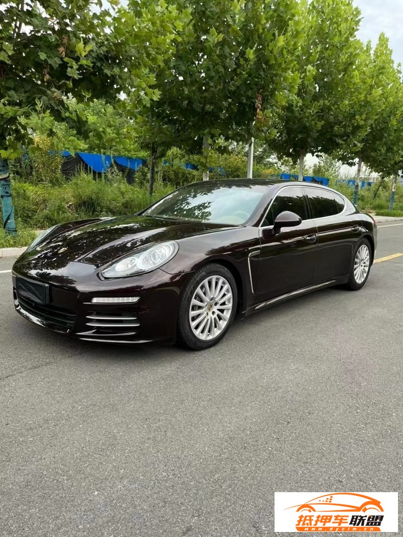  15年保時(shí)捷帕納梅拉轎車(chē) 
