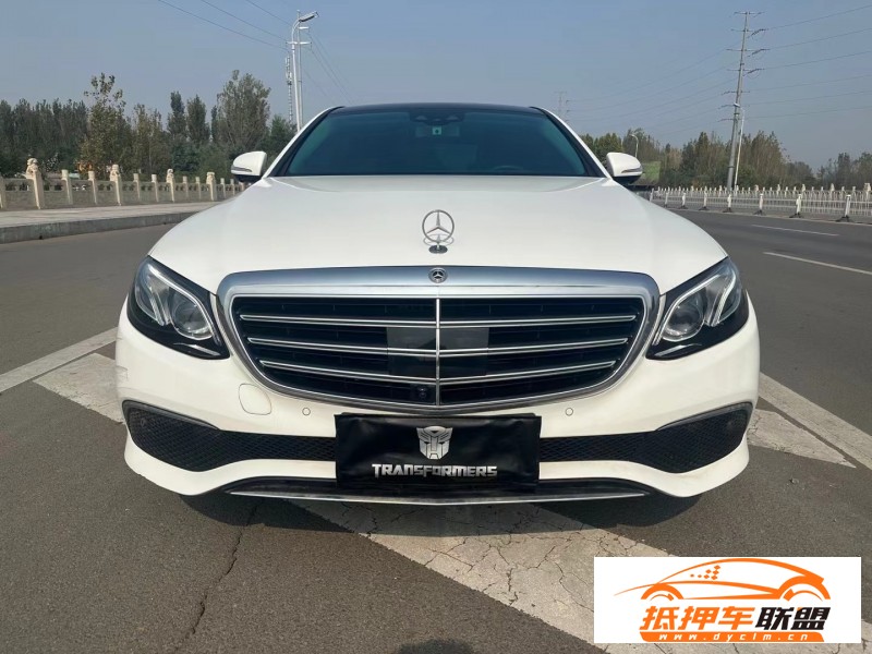  18年奔馳E轎車 