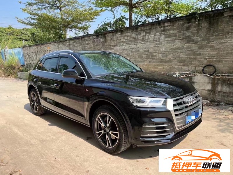  19年奧迪Q5轎車 