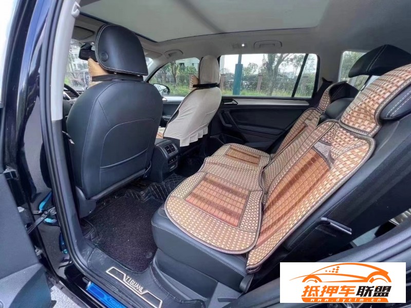  20年大眾途觀轎車 