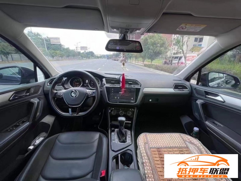  20年大眾途觀轎車 