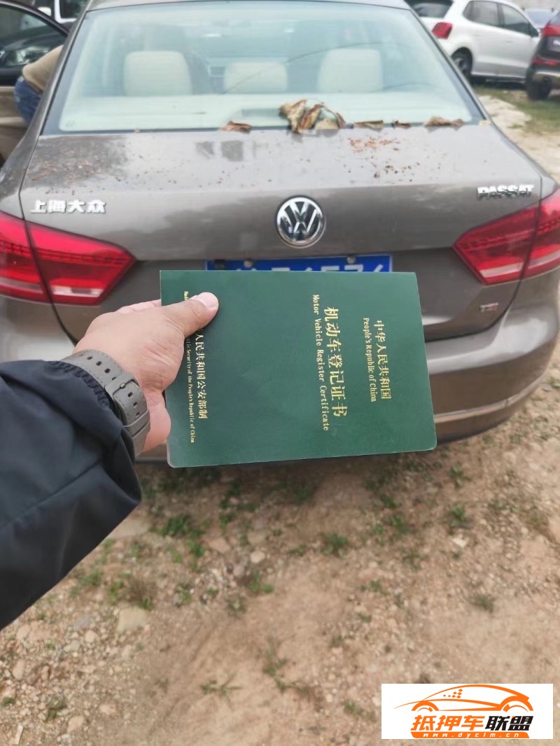  12年大眾帕薩特轎車 