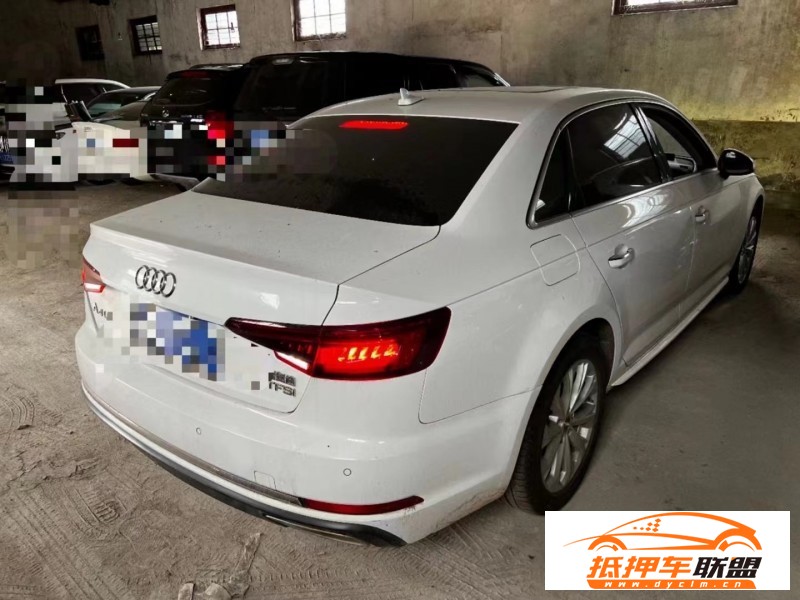  19年奧迪A4L轎車 