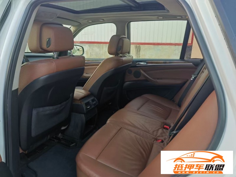  11年寶馬X5SUV 