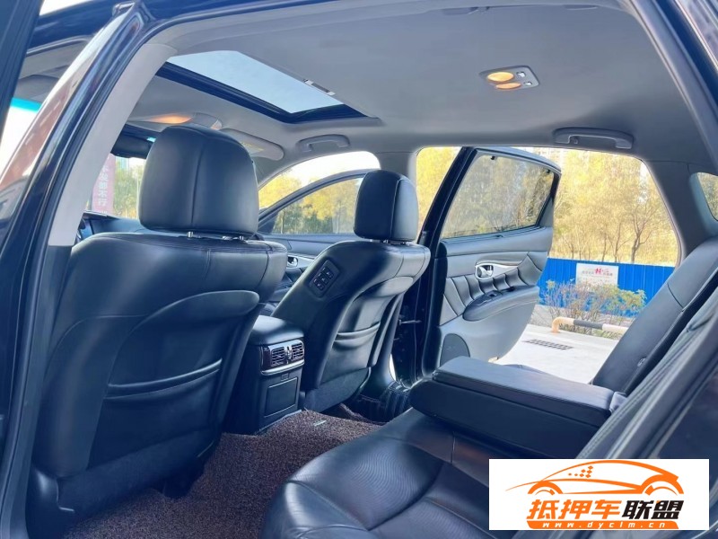  14年英菲尼迪Q70轎車 