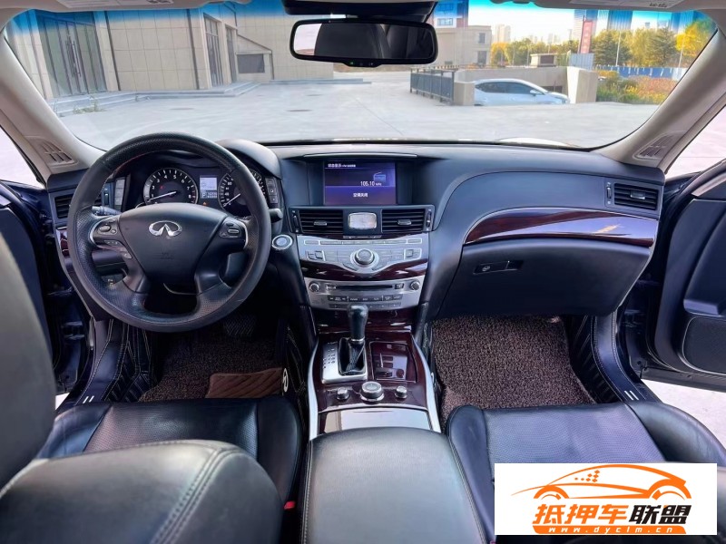  14年英菲尼迪Q70轎車 