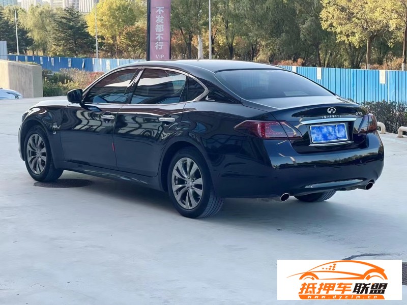  14年英菲尼迪Q70轎車 
