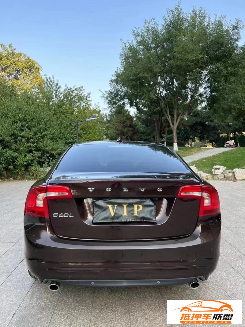  17年沃爾沃S60L轎車 