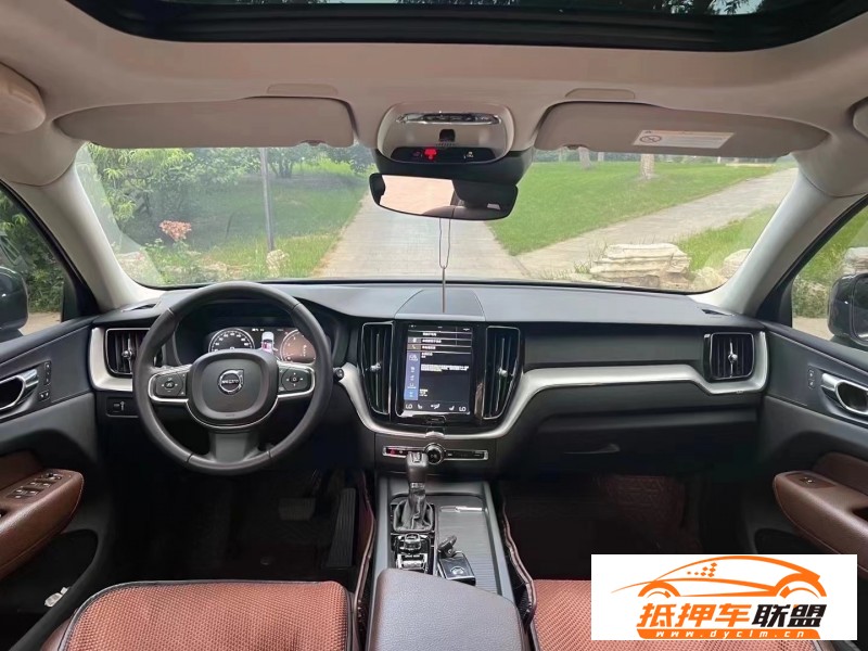  19年沃爾沃XC60轎車 