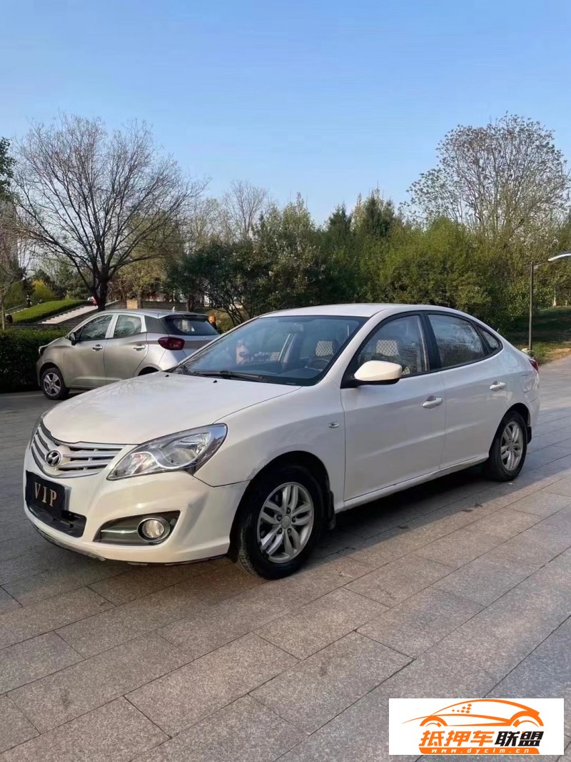  15年現(xiàn)代悅動(dòng)轎車 