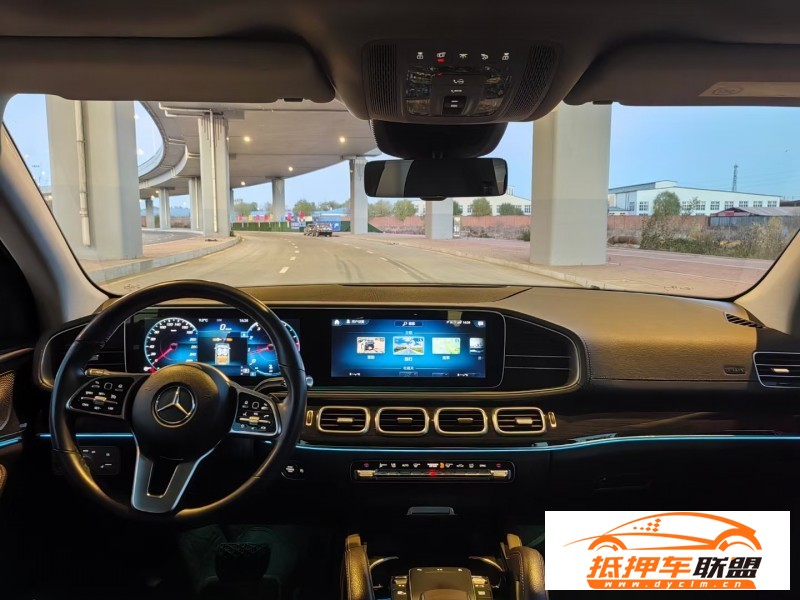  22年奔馳GLESUV 