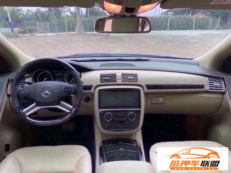  17年奔馳R級(jí)MPV 