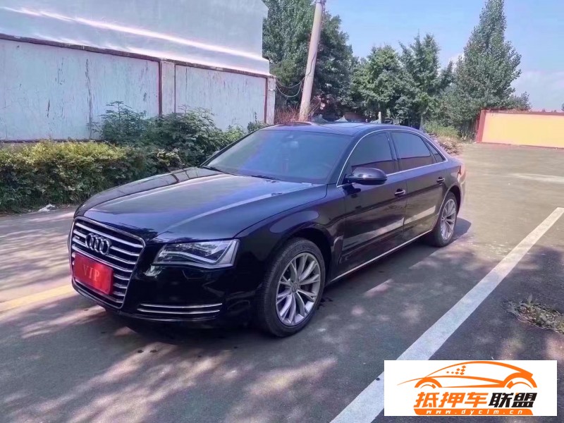  14年奧迪S8轎車 