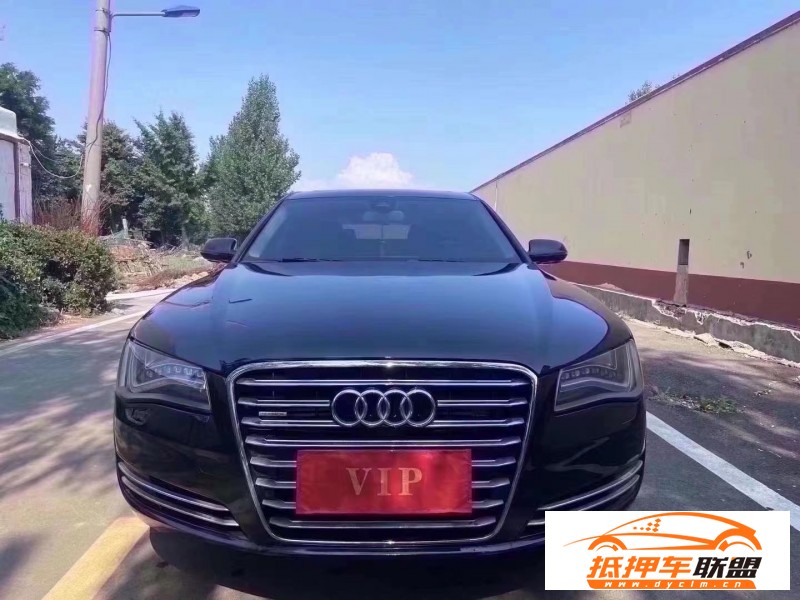  14年奧迪S8轎車 