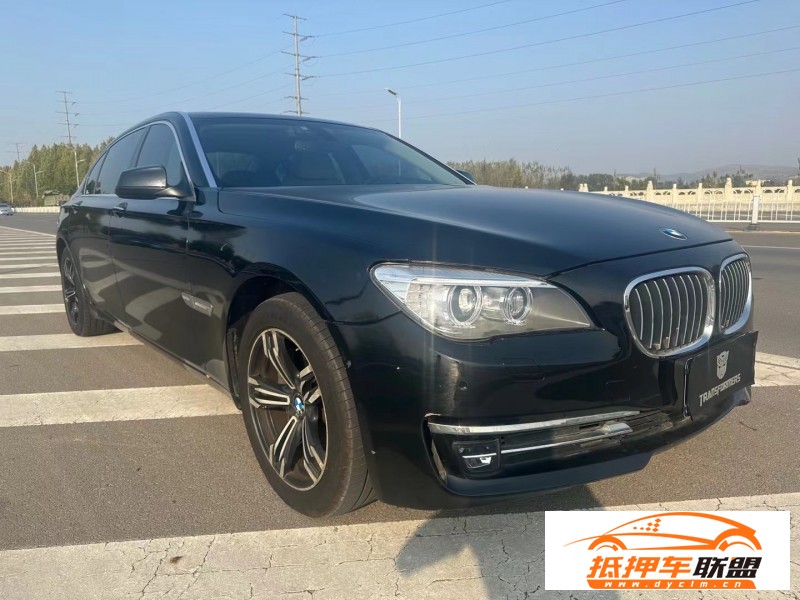  13年寶馬7系轎車 