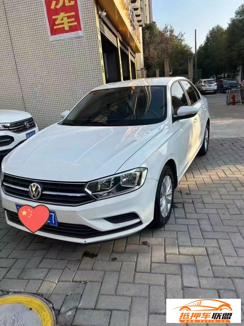  17年大眾寶來轎車 