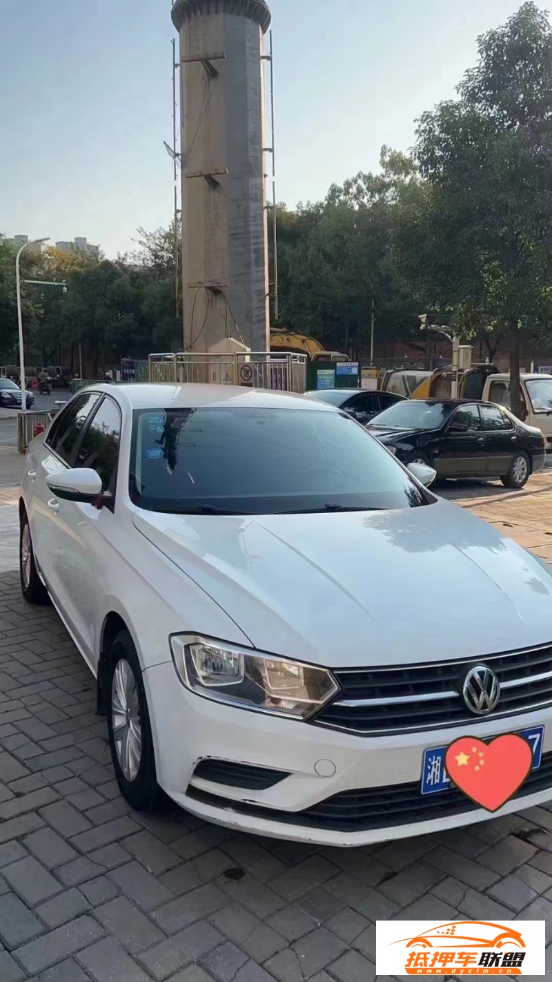  17年大眾寶來轎車 