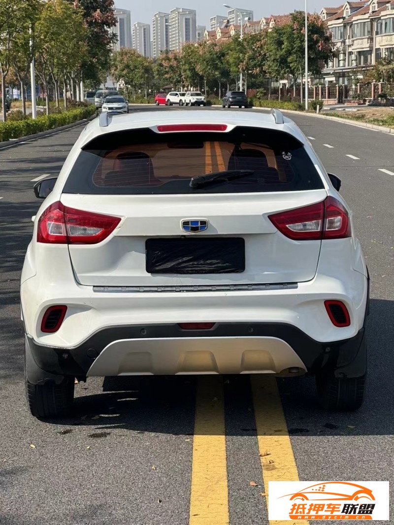  17年吉利遠(yuǎn)景X3轎車 