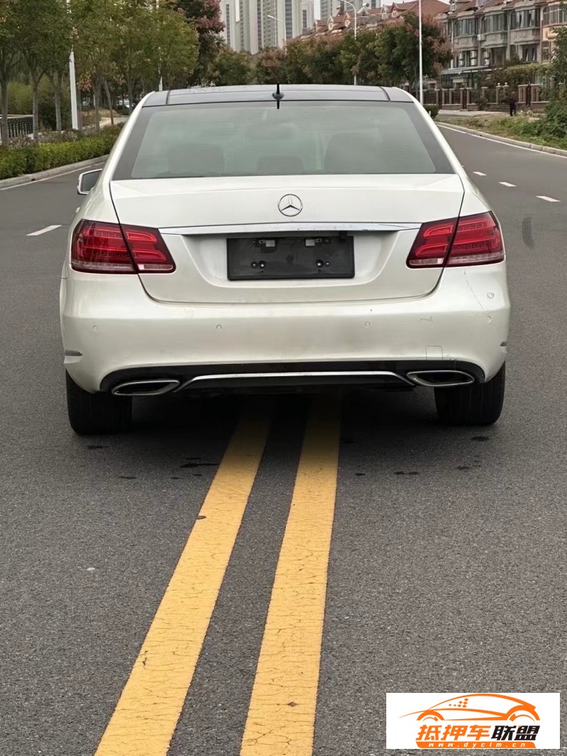  15年奔馳E轎車 