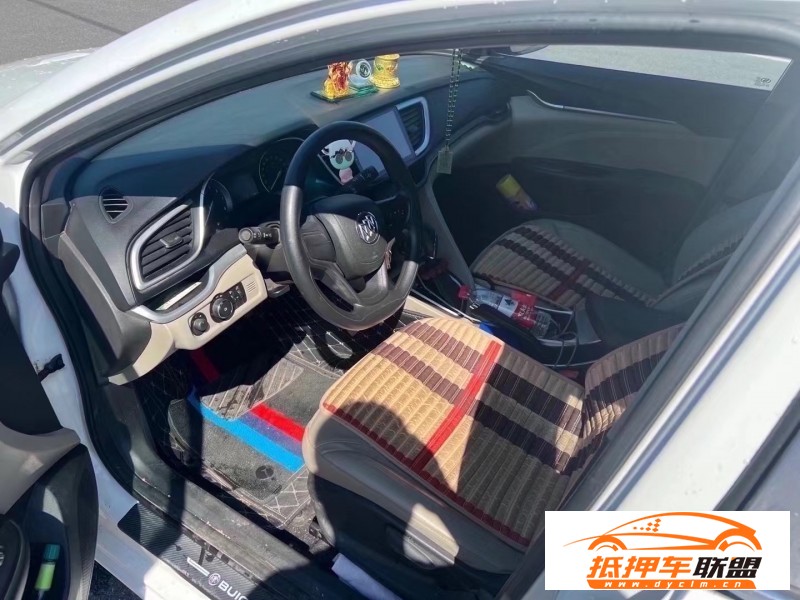  17年別克英朗轎車 
