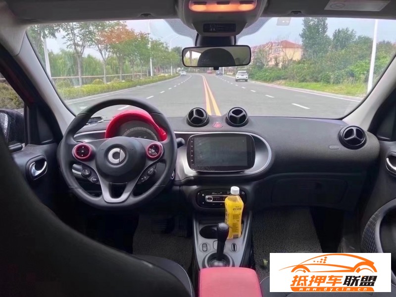  18年奔馳smart轎車 