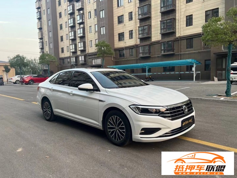  20年大眾速騰轎車 