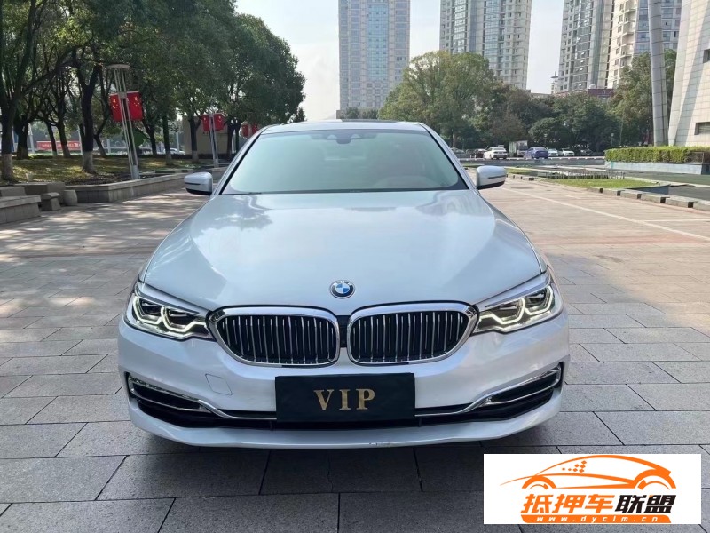  19年寶馬5系轎車 
