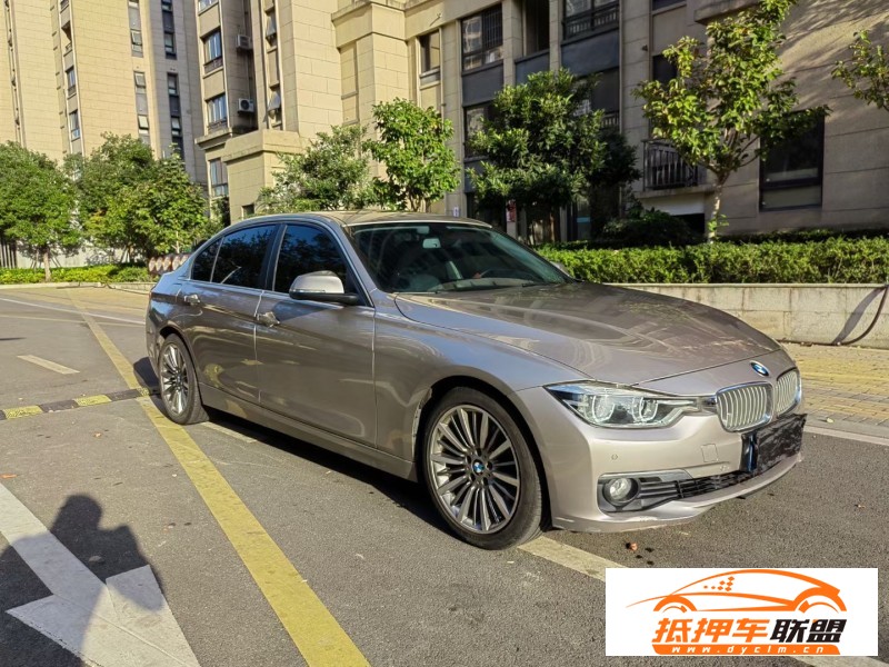  19年寶馬3系轎車 