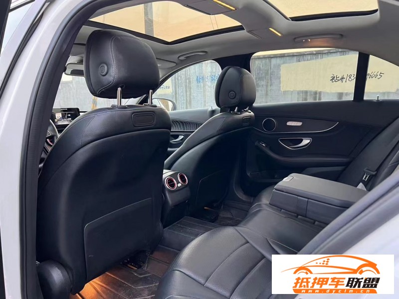  17年奔馳C轎車 